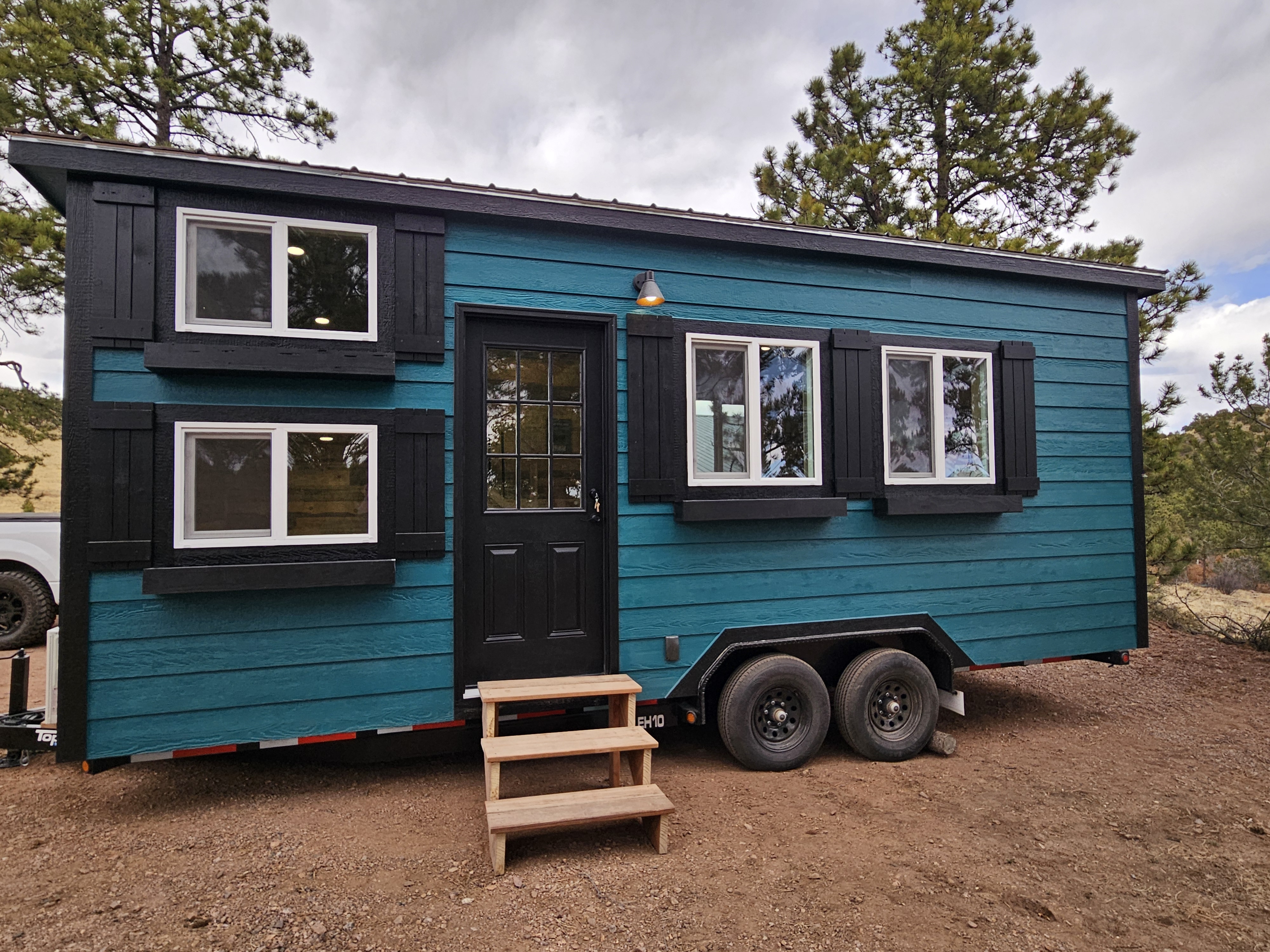 22' Off Grid Bunkhouse Tiny Home